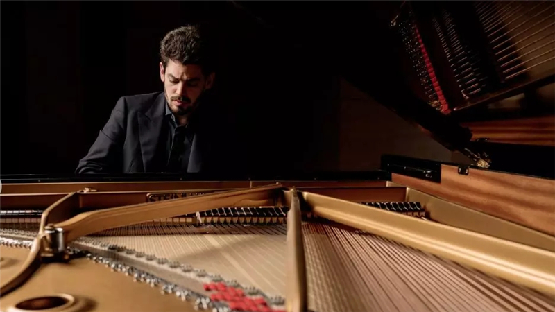 年仅30岁的梅塔大师接班人,原来是他!拉哈夫·沙尼 年仅30岁的梅塔大师接班人,原来是他!拉哈夫·沙尼