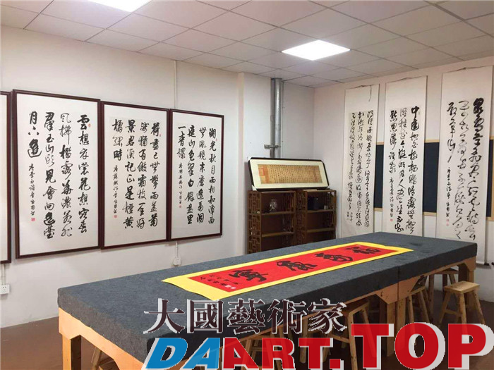 当代著名书法家石成国“和美家园”书法作品进社区巡展活动在义乌廿三里街道鼓浪屿小区拉开序幕