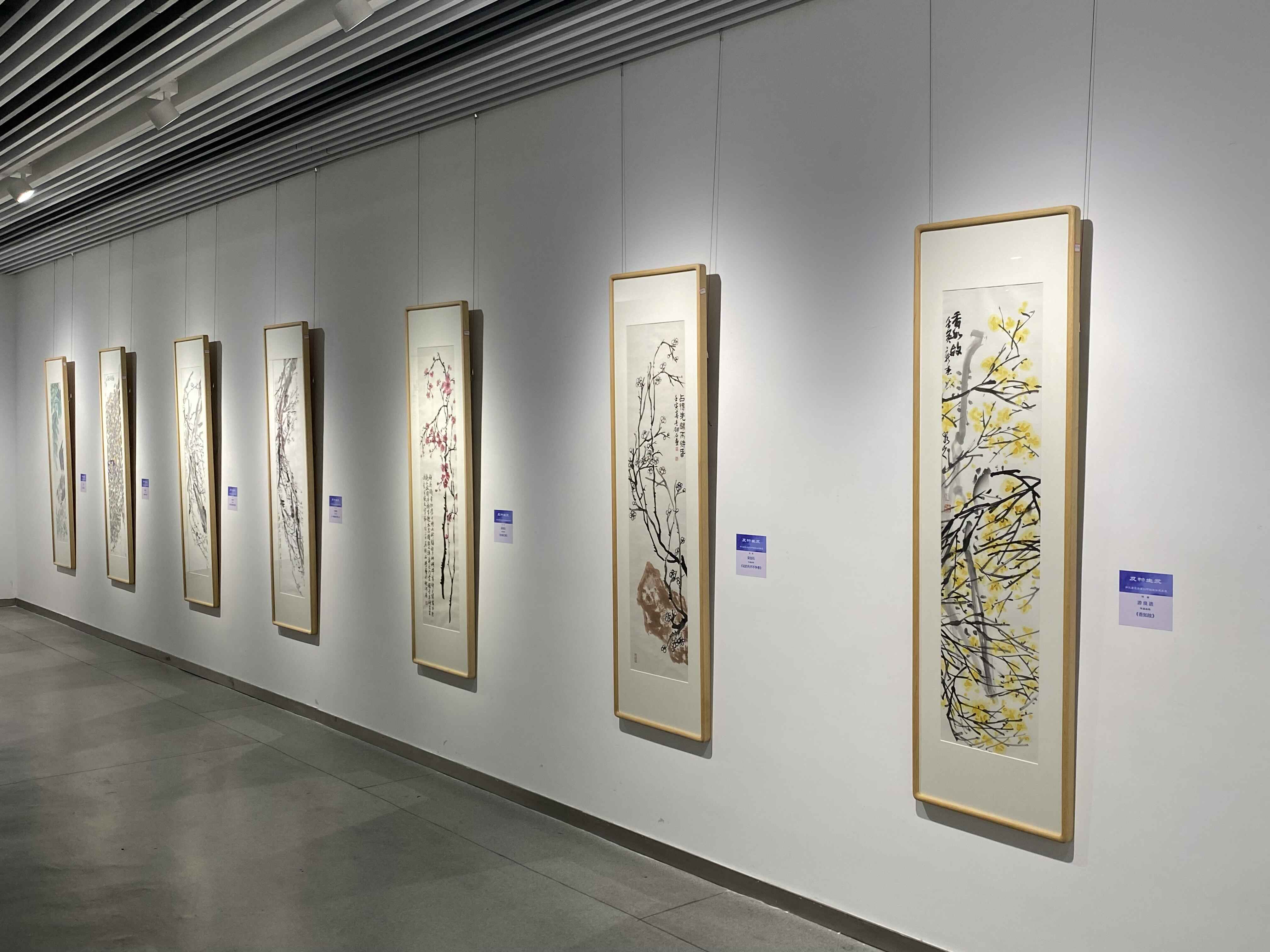 浙江画院 及物生发丨第二届花鸟画创研班教学成果展在义乌七墨美术馆展出